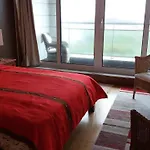 Sea House 4*